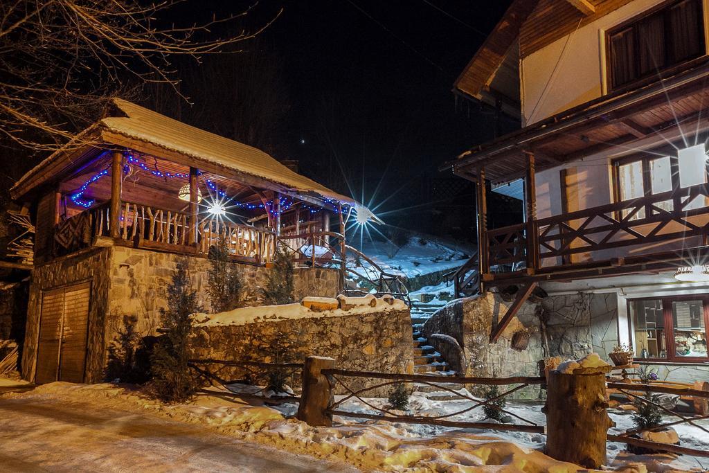 Vatra Hotel Yaremche Exterior foto